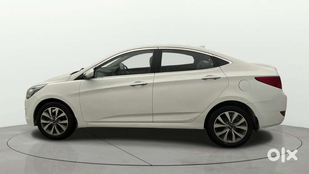 Hyundai Verna 1.6 Vtvt Sx, 2016, Petrol