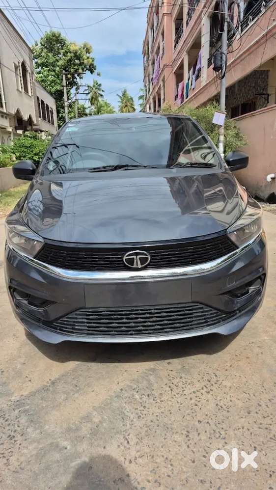 Tata Tiago Revotron Xm 2025 Car
