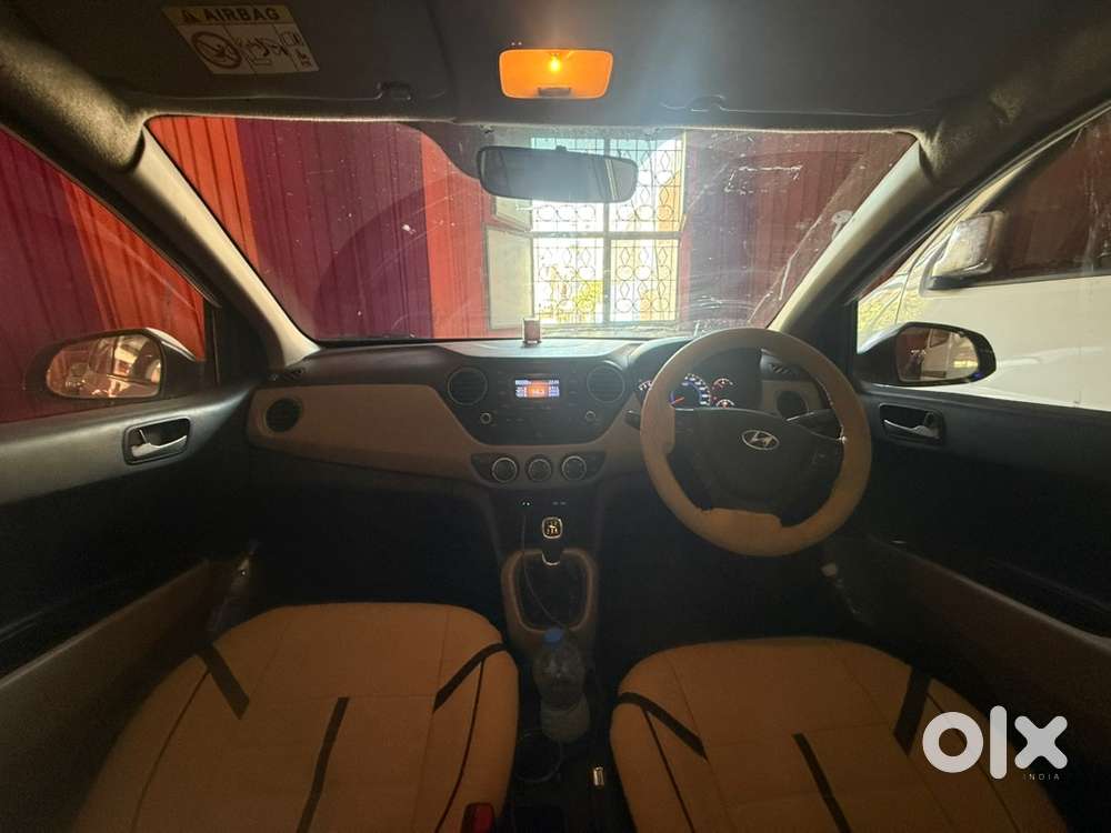 Hyundai Grand I10 2015 Car