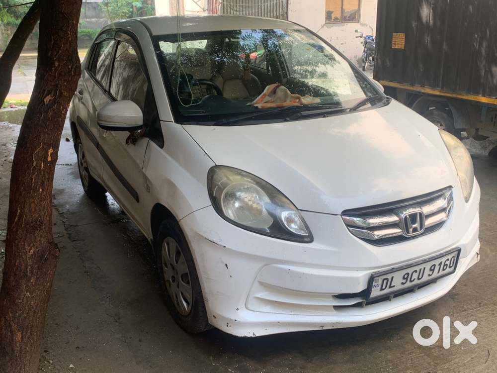 Honda Amaze 2015 Petrol Urgent Sell