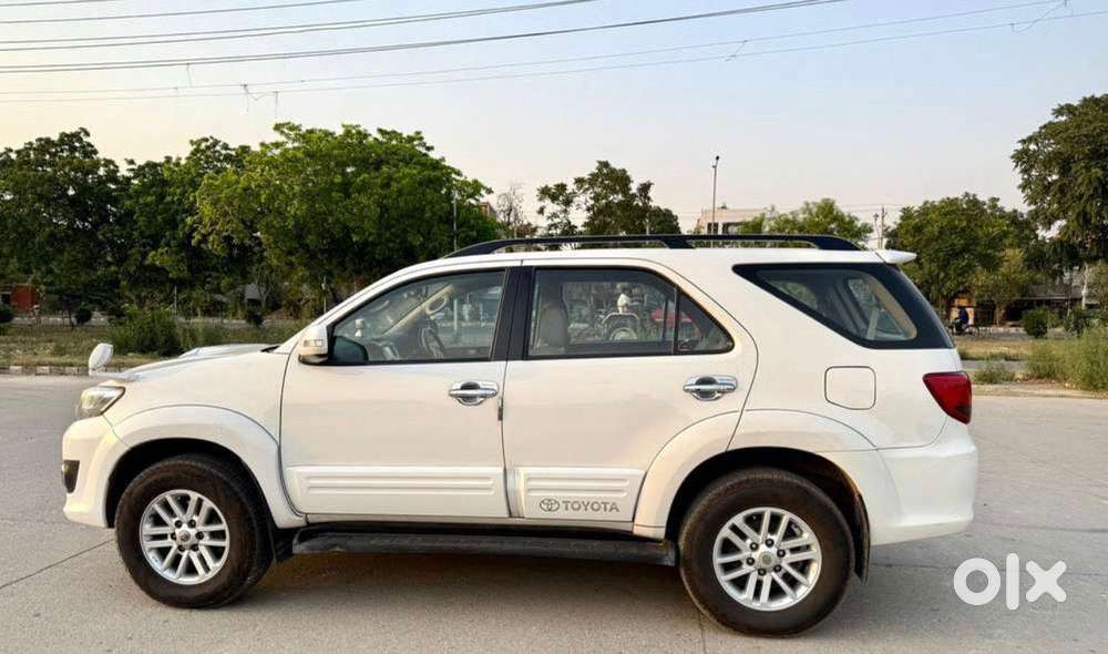 Toyota Fortuner 3.0 4x2 Automatic, 2014, Diesel