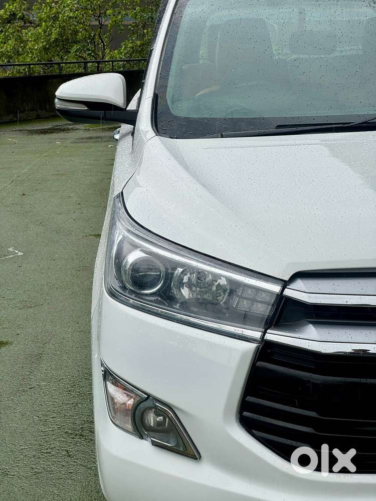 Toyota Innova Crysta 2.4 V, 2017, Diesel