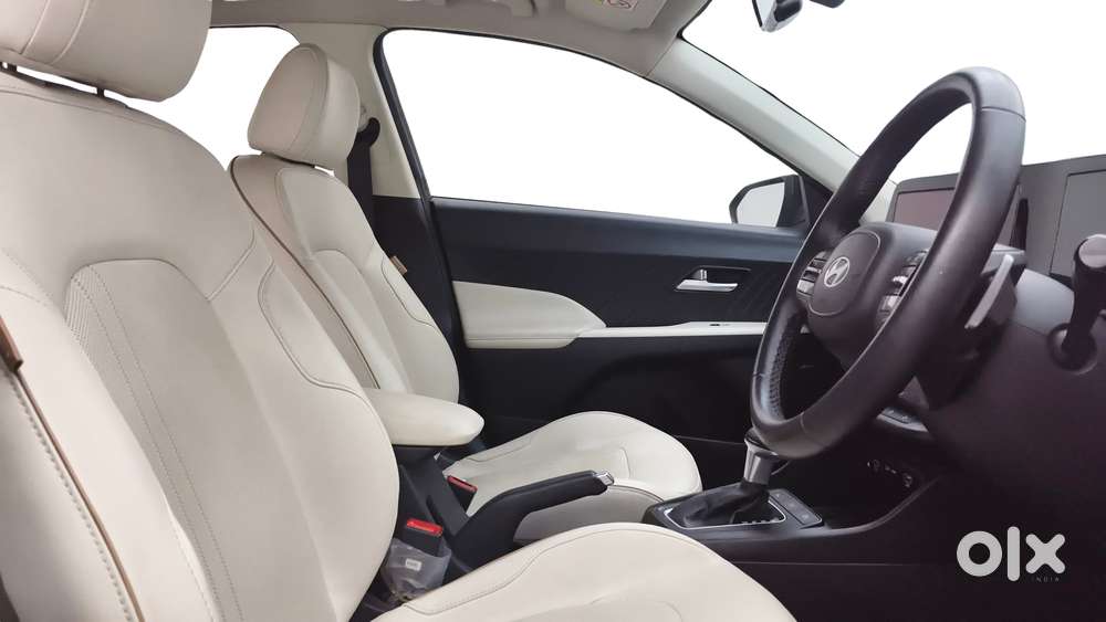 Hyundai Verna 1.5 Sx (o) Ivt, 2023, Petrol