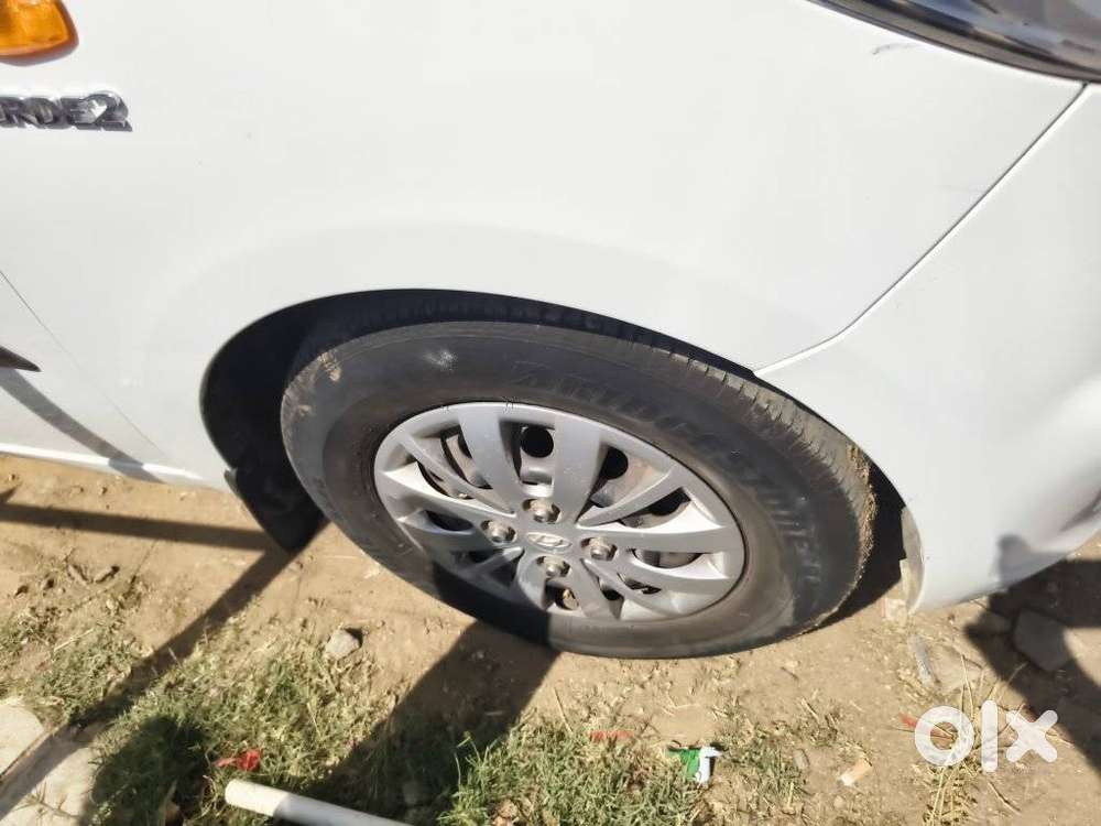 Hyundai I10 Sportz, 2017, Petrol