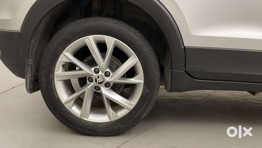 Skoda Kushaq Style 1.0l Tsi At, 2023, Petrol