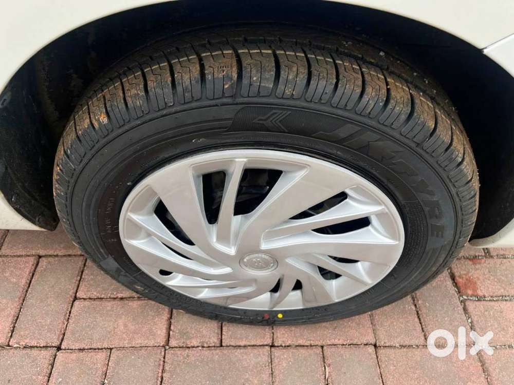 Maruti Suzuki Ertiga Vxi Shvs, 2021, Petrol