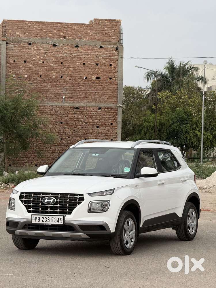Hyundai Venue S (o) 1.0 Turbo Mt, 2021, Petrol