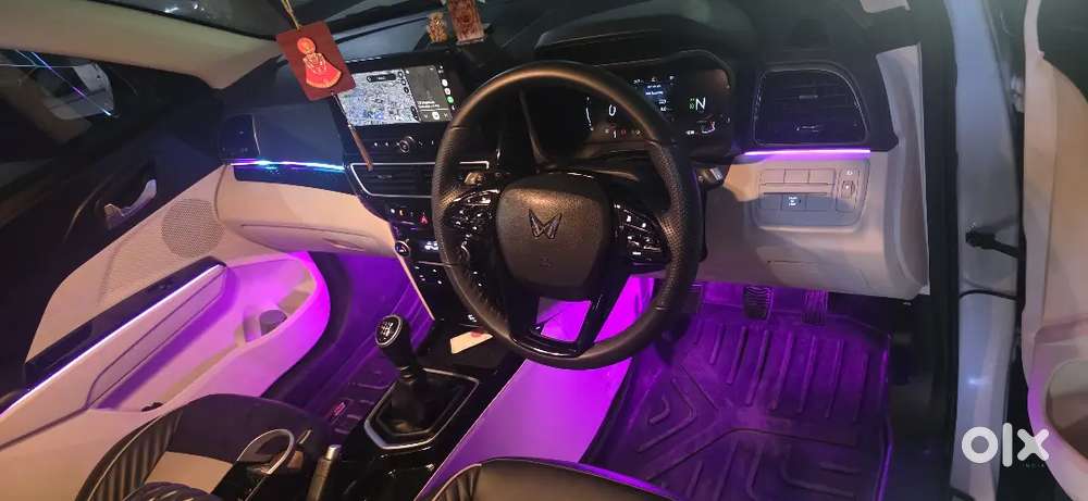 Mahindra Xuv 3xo 2024 Ax5