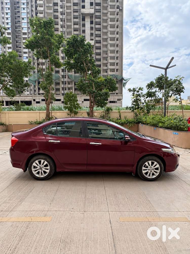 Selling My Honda City 1.5 V Mt Petrol.