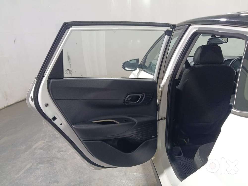 Hyundai New I20 1.5 Asta (o) Mt, 2021, Diesel