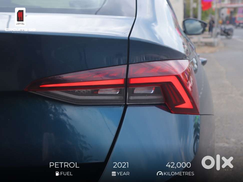 Skoda Octavia 2.0 Style Tsi At, 2021, Petrol