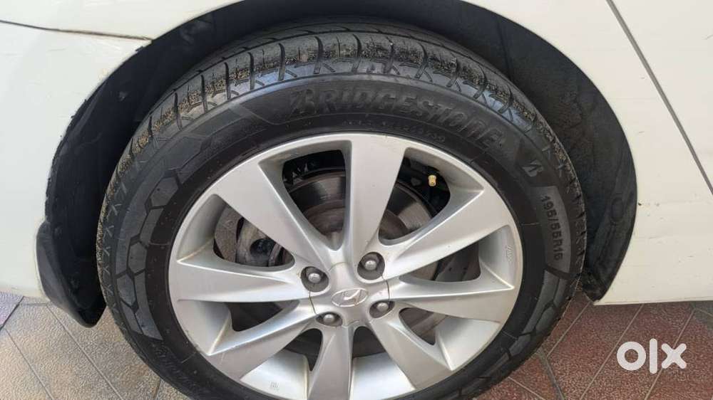 Hyundai Verna (2011) Fluidic 1.6 Crdi Sx