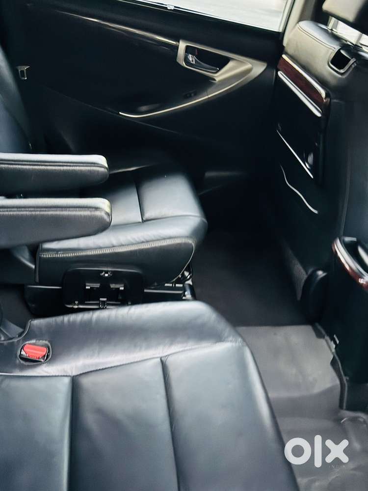 Toyota Innova Crysta 2.4 Z 7 Str, 2016, Diesel