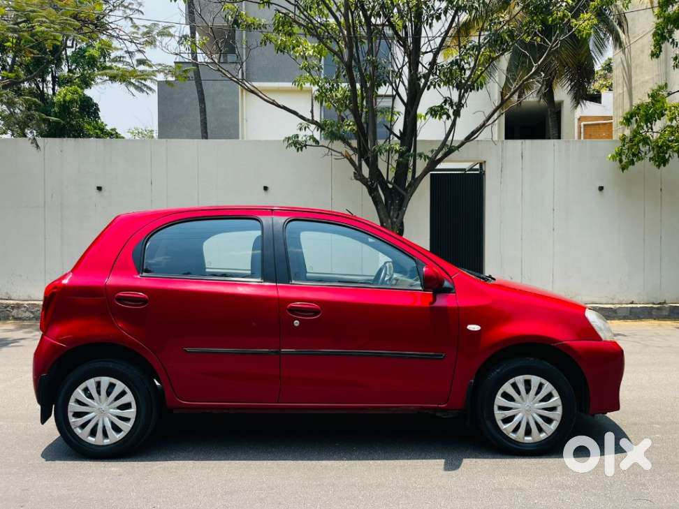 Toyota Etios Liva 2011-2012 G, 2012, Petrol