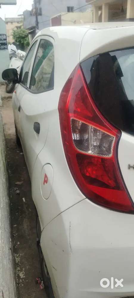 Hyundai Eon 1.0 Magna 2012 Car