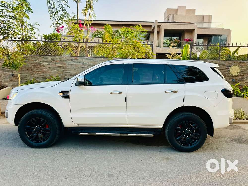 Ford Endeavour 3.2 Titanium 4x4 At, 2017, Diesel