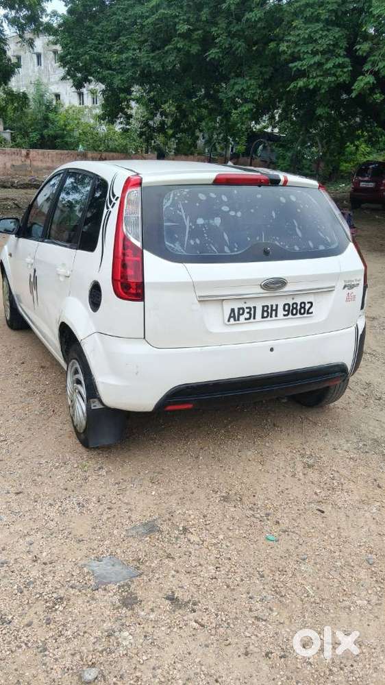 Ford Figo 1.2p Ambiente Mt, 2010, Petrol