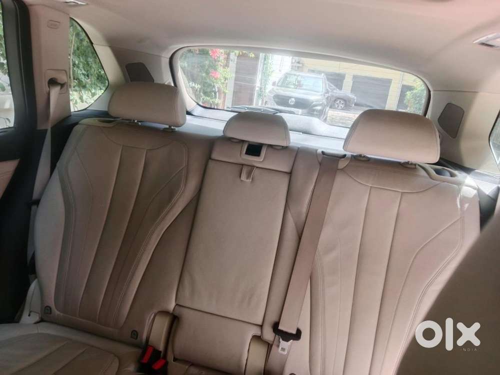 Bmw X5 2015 Nov Diesel Only 34000 Km Driven