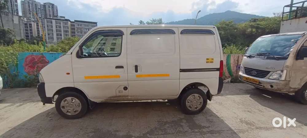 Maruti Suzuki Eeco 2025 Cng & Hybrids 7800 Km Driven