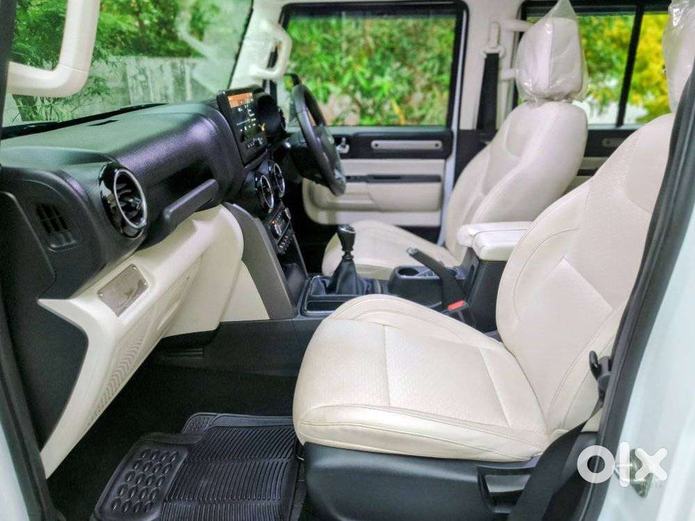 Mahindra Thar Roxx Mx5 Petrol Mt 2wd, 2024, Petrol