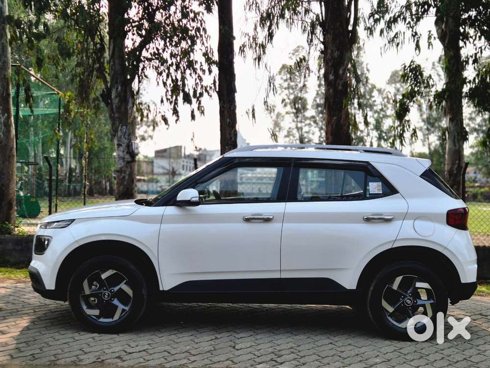 Hyundai Venue Sx Plus Turbo Dct, 2022, Petrol