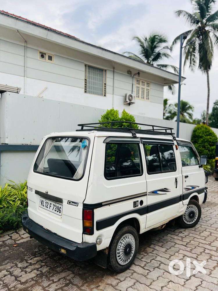 Maruti Suzuki Omni 8 Seater Bsii, 2011, Petrol