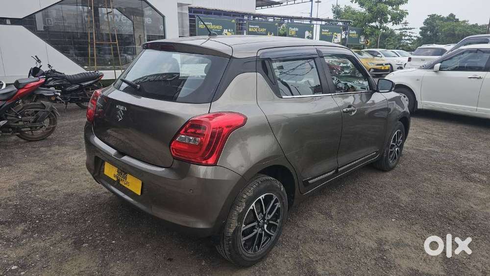 Maruti Suzuki Swift Zxi Plus, 2023, Petrol