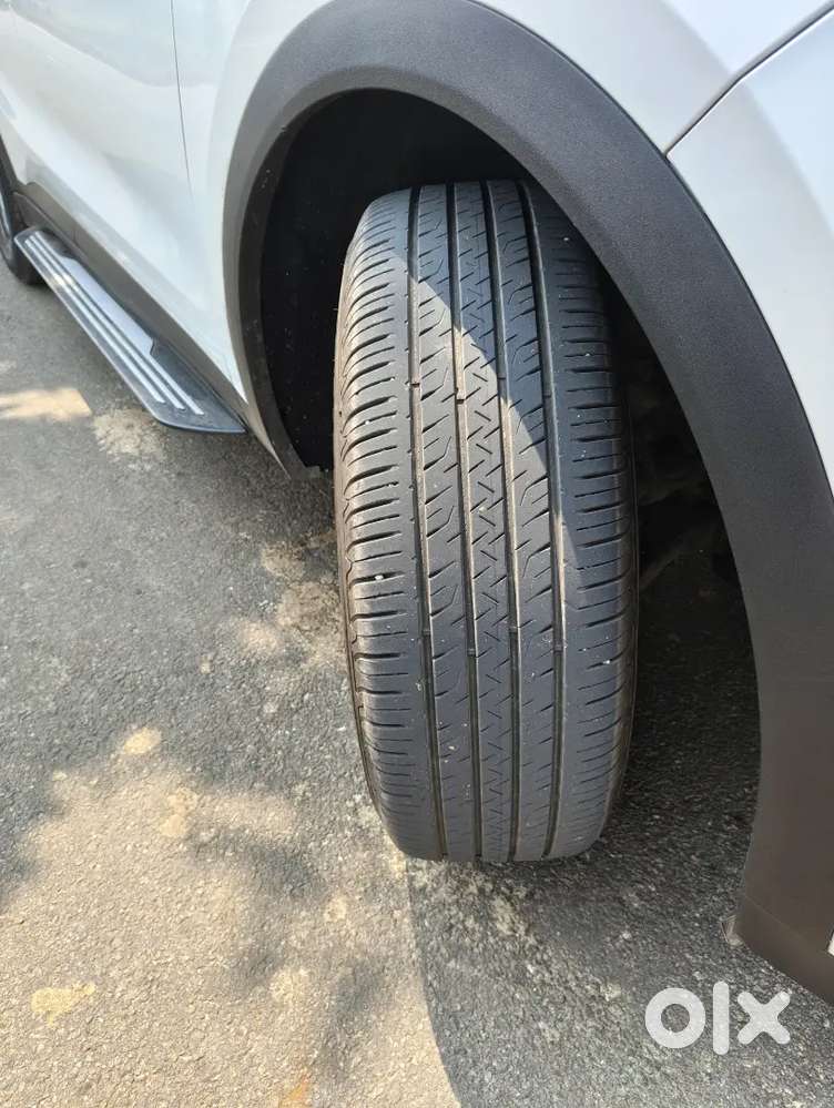 Mahindra Xuv700 2023 Diesel 60000 Km Driven