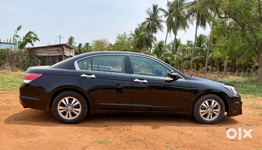 Honda Accord 2.4 Mt, 2011, Petrol