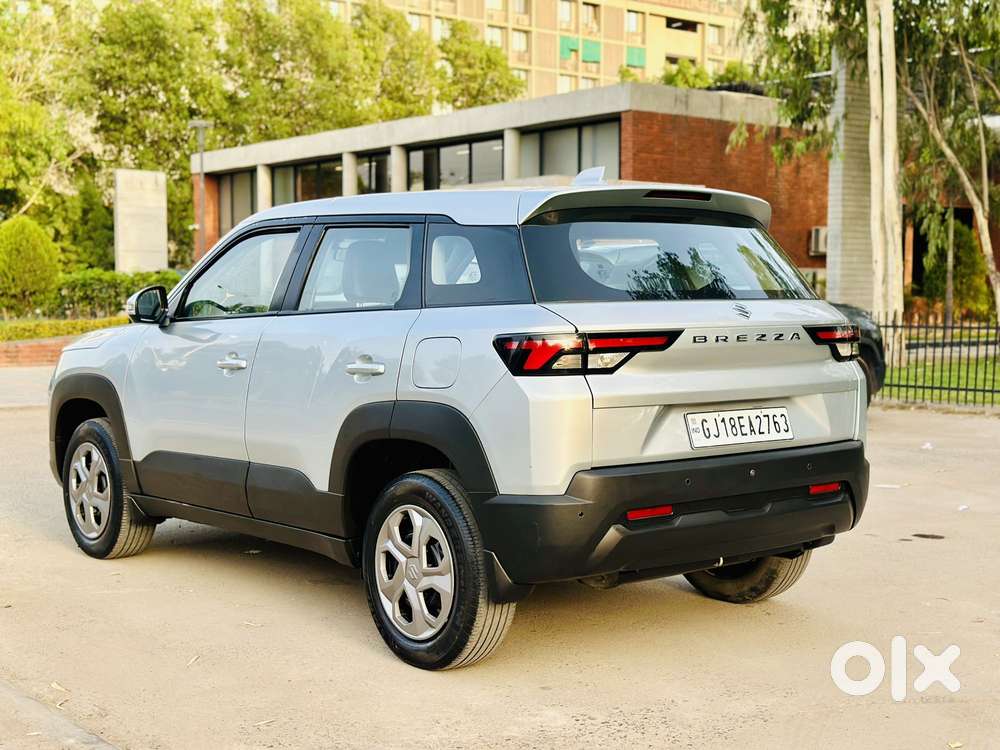 Maruti Suzuki Brezza 1.5 Lxi Cng, 2023, Cng & Hybrids