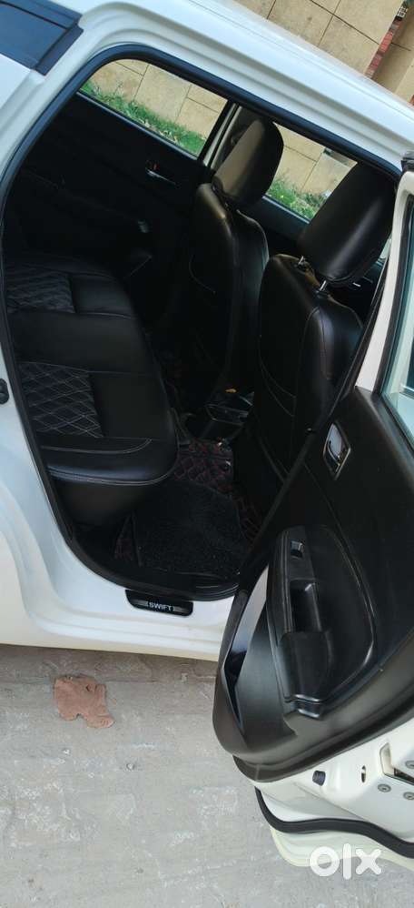 Maruti Suzuki Swift 1.2 Vxi (o), 2024, Petrol