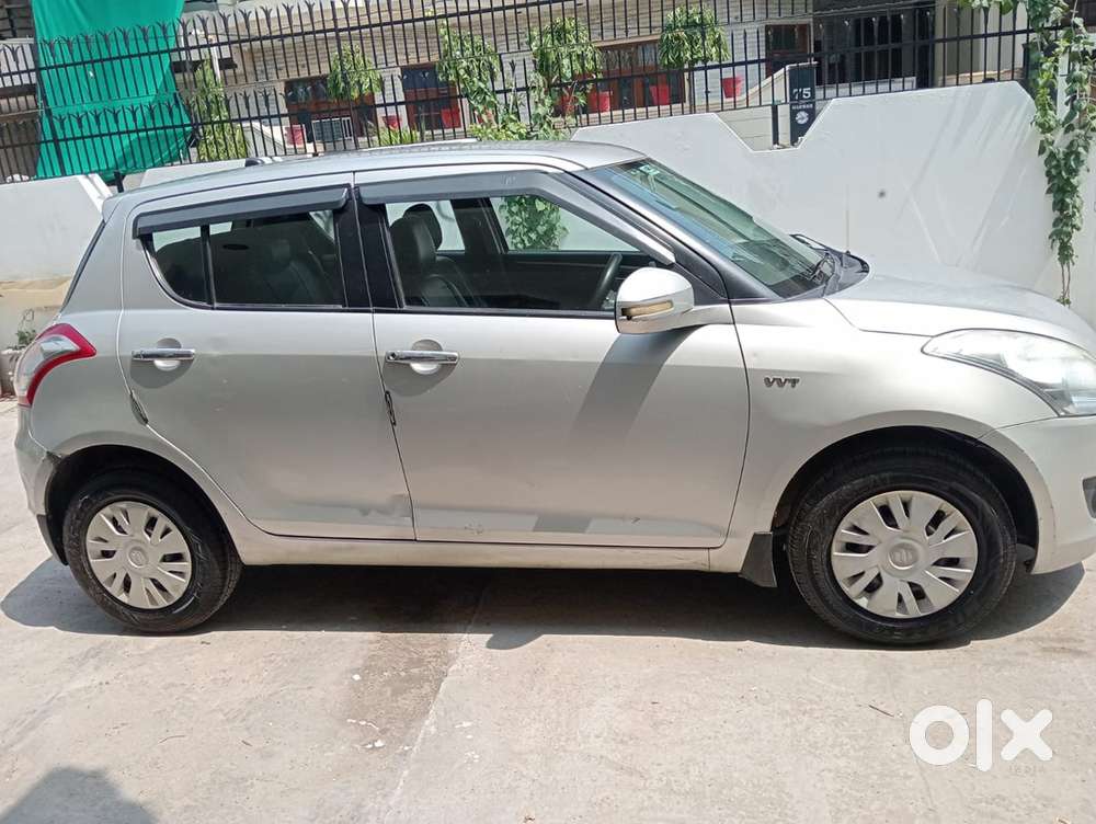 Suzuki Swift Vxi  2013  Petrol  Manual
