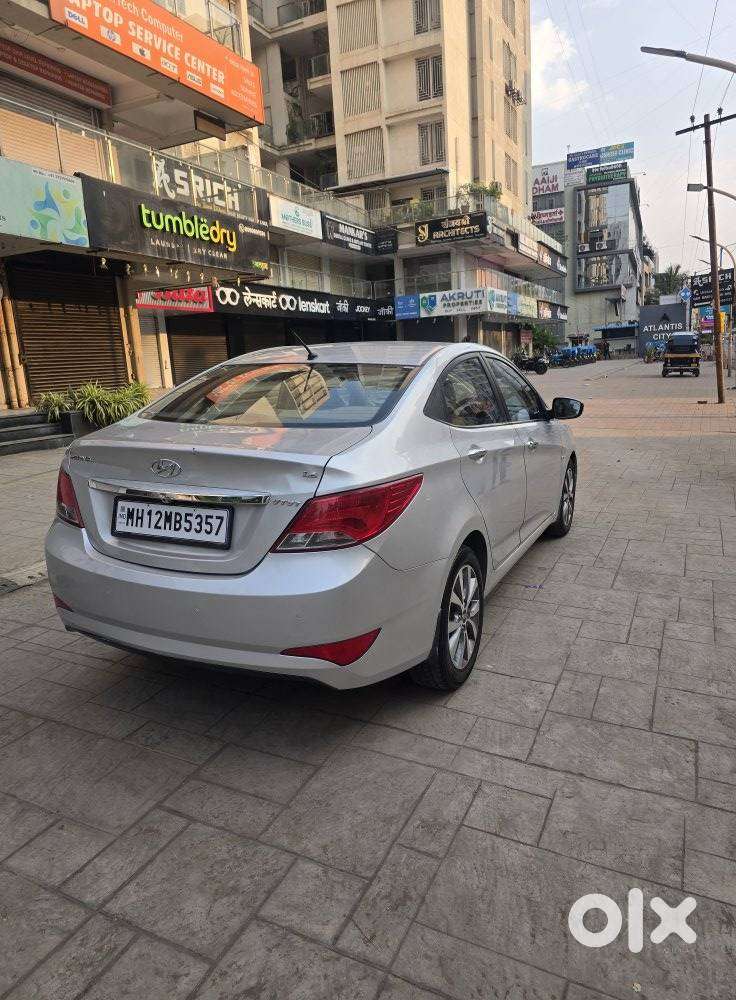Hyundai Verna Fluidic 1.6 Vtvt Sx, 2015, Petrol