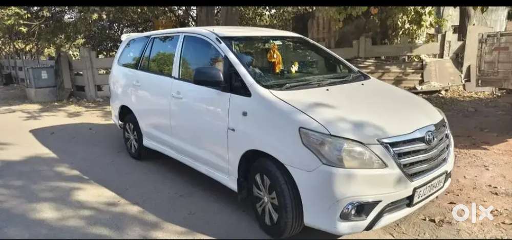 Toyota Innova 2012 Diesel 170000 Km Driven Price.350