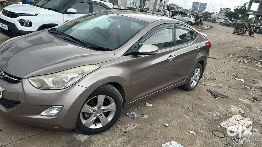 Hyundai Elantra 2013 Petrol Well Maintained
