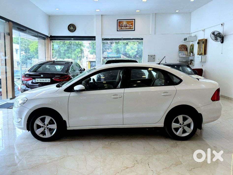 Skoda Rapid 1.5 Tdi At Style Plus, 2017, Diesel