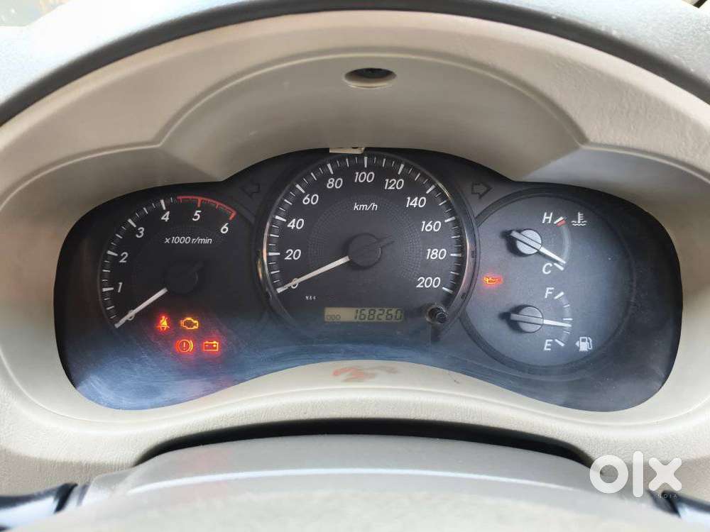 Toyota Innova 2.5 G (diesel) 8 Seater, 2013, Diesel