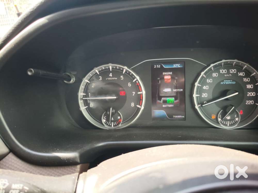 Maruti Suzuki Brezza 1.5 Zxi Smart Hybrid, 2023, Petrol