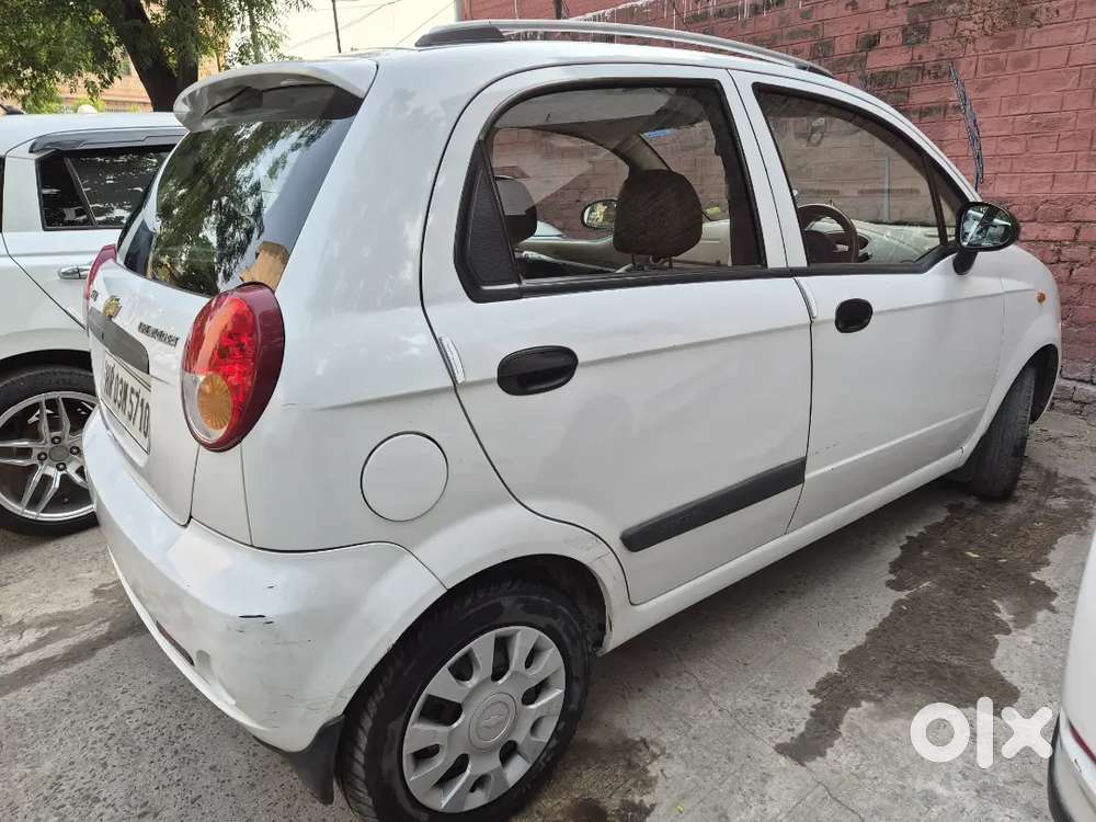 Chevrolet Spark 2011 Petrol Well Maintained