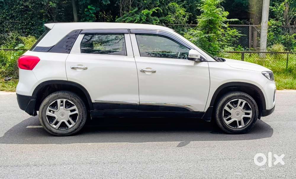 Maruti Suzuki Brezza 1.5 Lxi Smart Hybrid, 2022, Petrol