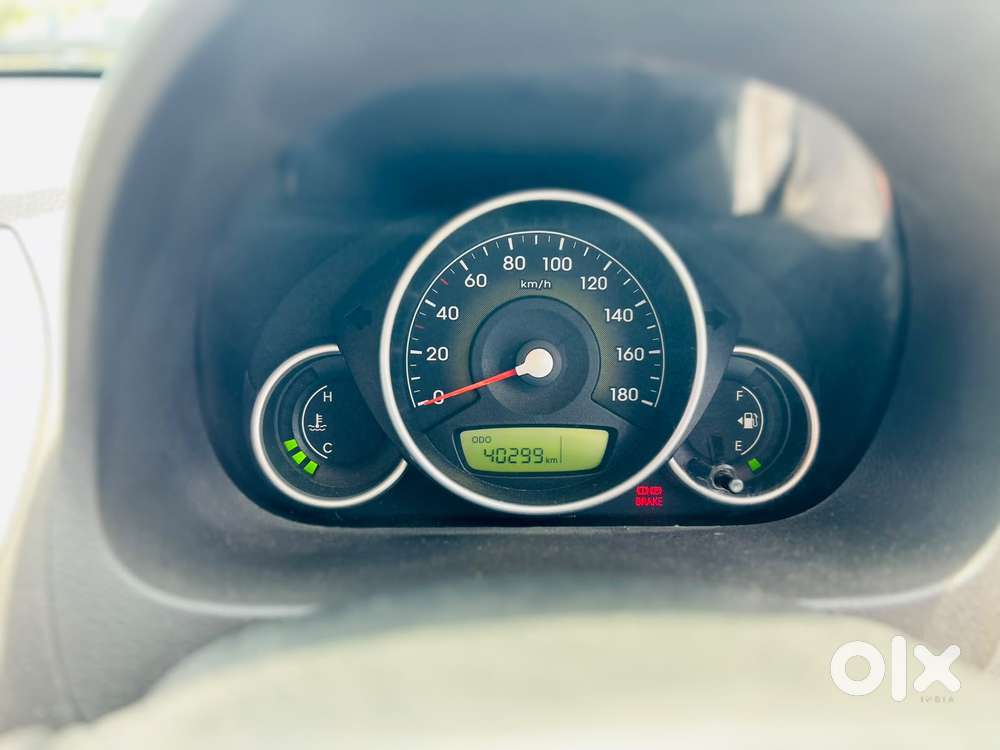 Hyundai Eon Magna +, 2013, Petrol
