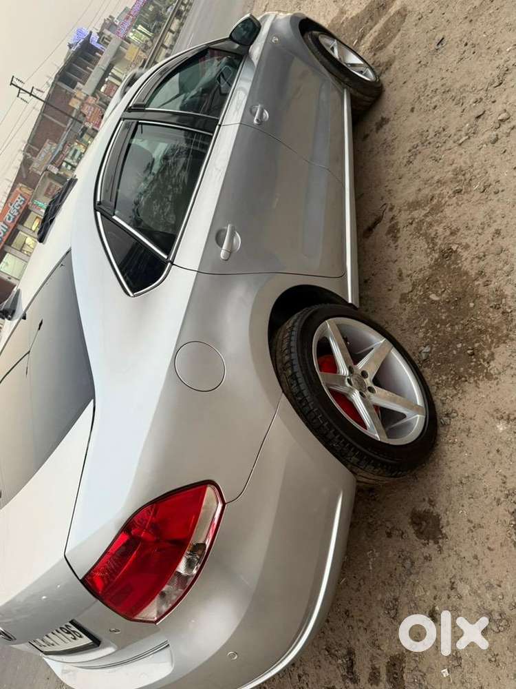 Volkswagen Car 2012
