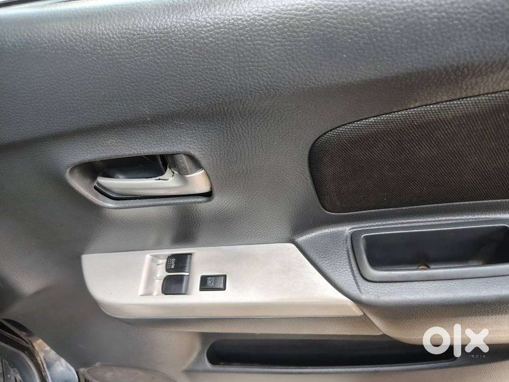 Maruti Suzuki Wagon R Cng Lxi, 2012, Petrol