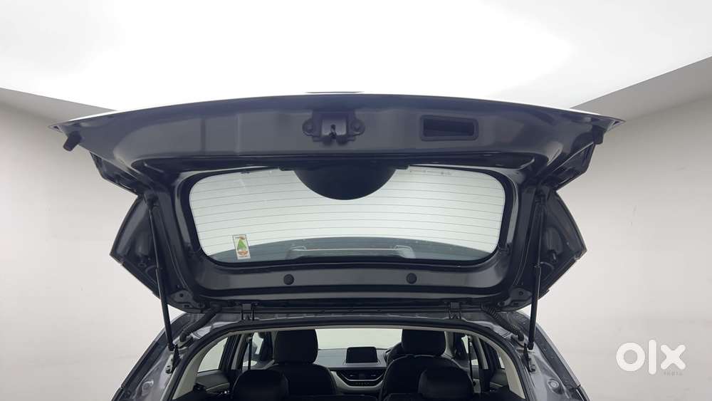 Tata Nexon Xz Plus (hs), 2022, Petrol