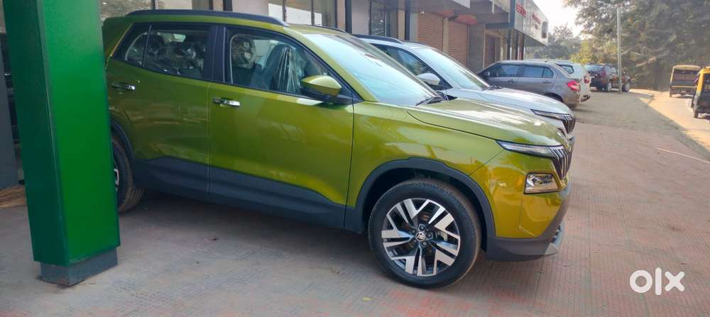 Skoda Kylaq Prestige, 2025, Petrol