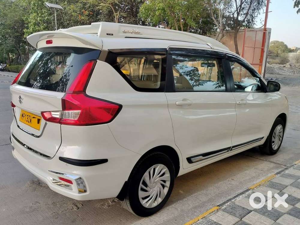 Maruti Suzuki Ertiga 1.5 Vxi, 2025, Cng & Hybrids