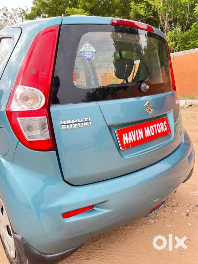 Maruti Suzuki Ritz Vxi, 2011, Petrol