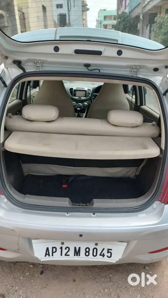 Hyundai I10 Sportz 2012