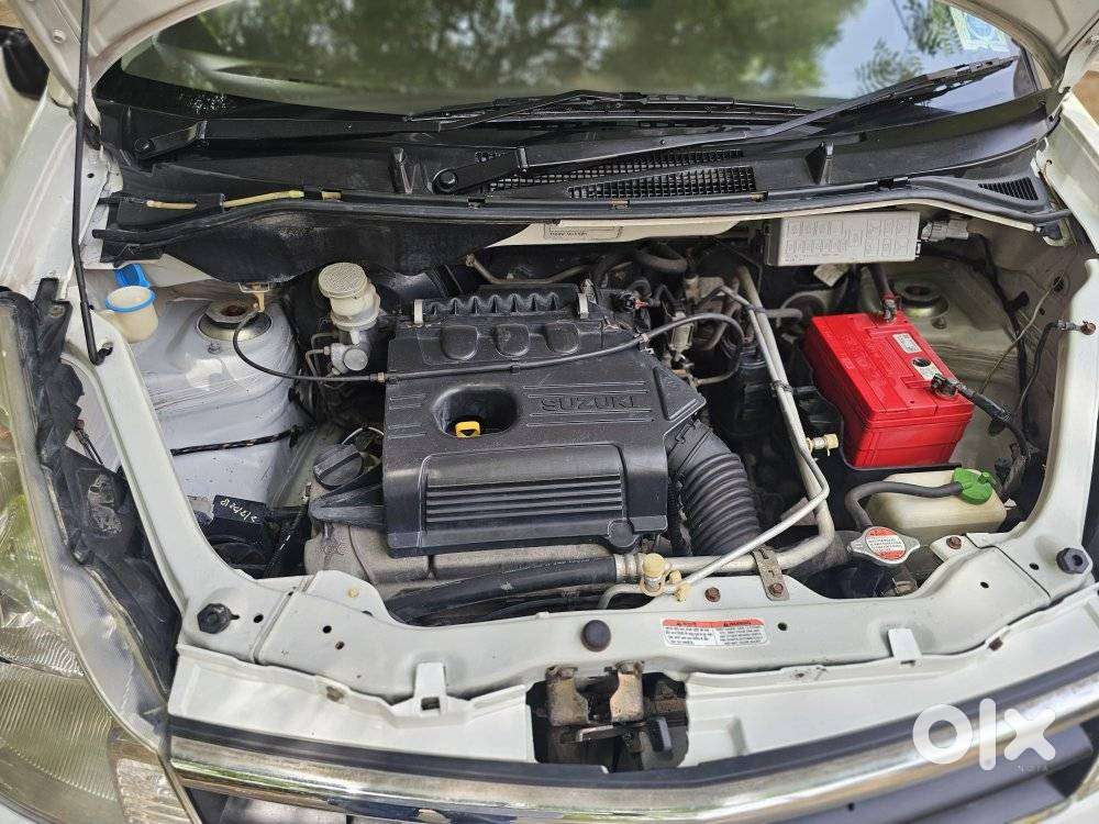 Maruti Suzuki Zen Estilo Lxi Bs Iv, 2013, Petrol