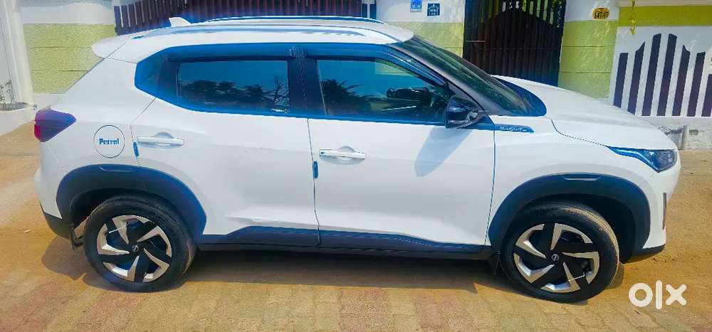 Nissan Magnite Mt Xl 2025 Petrol Only 17000 Km Driven